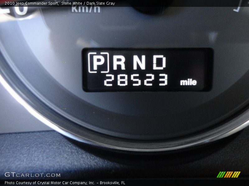 Stone White / Dark Slate Gray 2010 Jeep Commander Sport