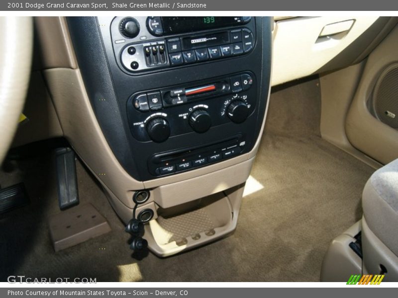 Shale Green Metallic / Sandstone 2001 Dodge Grand Caravan Sport
