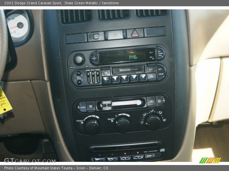 Controls of 2001 Grand Caravan Sport