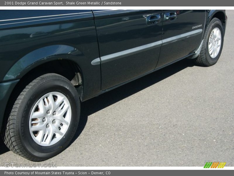 Shale Green Metallic / Sandstone 2001 Dodge Grand Caravan Sport