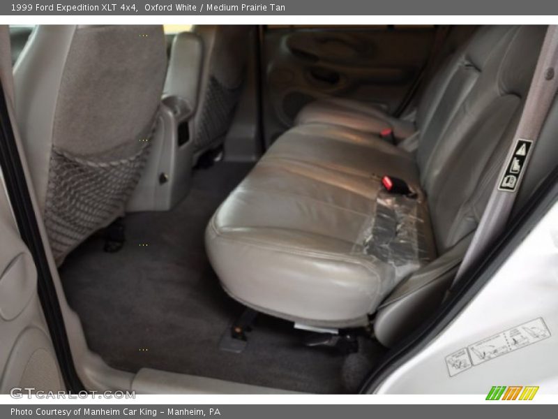 Oxford White / Medium Prairie Tan 1999 Ford Expedition XLT 4x4