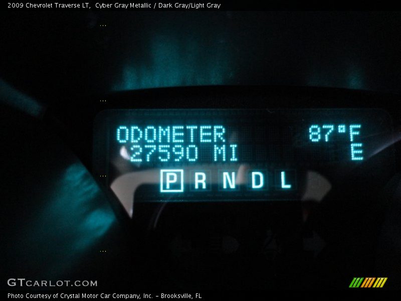 Cyber Gray Metallic / Dark Gray/Light Gray 2009 Chevrolet Traverse LT