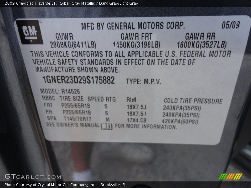 Cyber Gray Metallic / Dark Gray/Light Gray 2009 Chevrolet Traverse LT