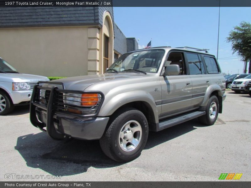 Front 3/4 View of 1997 Land Cruiser 