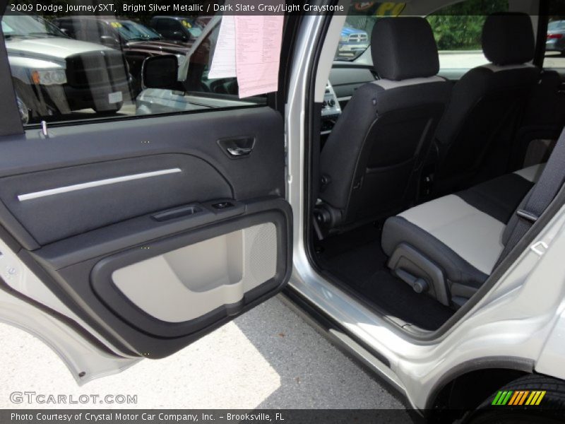 Bright Silver Metallic / Dark Slate Gray/Light Graystone 2009 Dodge Journey SXT