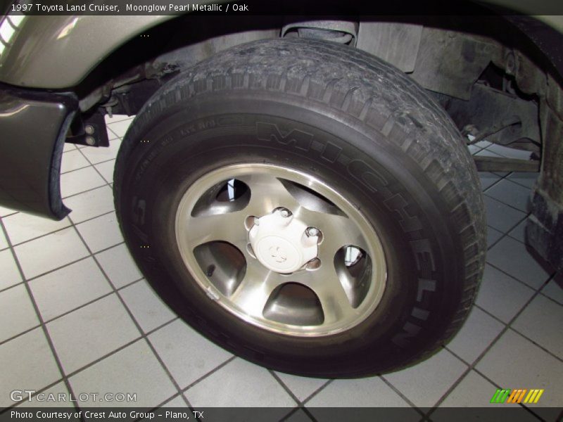 Moonglow Pearl Metallic / Oak 1997 Toyota Land Cruiser