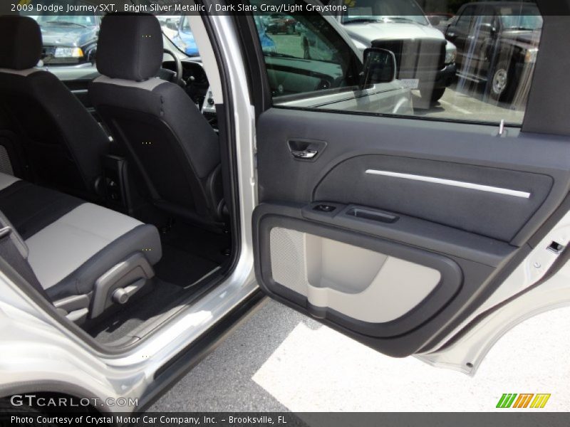 Bright Silver Metallic / Dark Slate Gray/Light Graystone 2009 Dodge Journey SXT