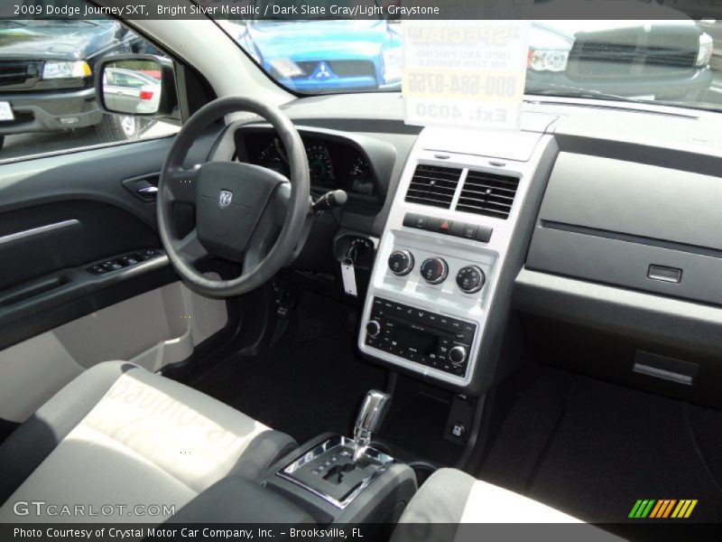 Bright Silver Metallic / Dark Slate Gray/Light Graystone 2009 Dodge Journey SXT