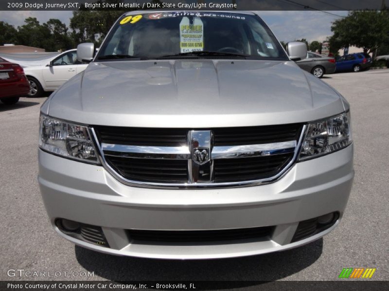 Bright Silver Metallic / Dark Slate Gray/Light Graystone 2009 Dodge Journey SXT