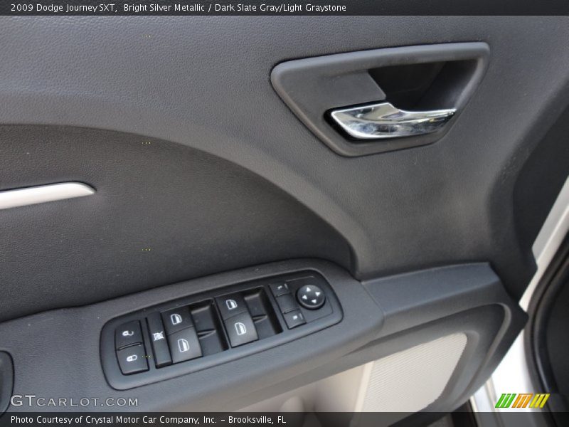 Bright Silver Metallic / Dark Slate Gray/Light Graystone 2009 Dodge Journey SXT