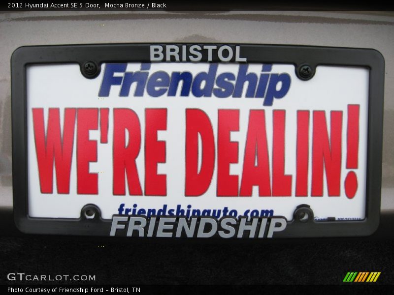 Mocha Bronze / Black 2012 Hyundai Accent SE 5 Door