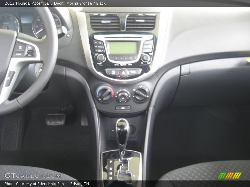 Mocha Bronze / Black 2012 Hyundai Accent SE 5 Door