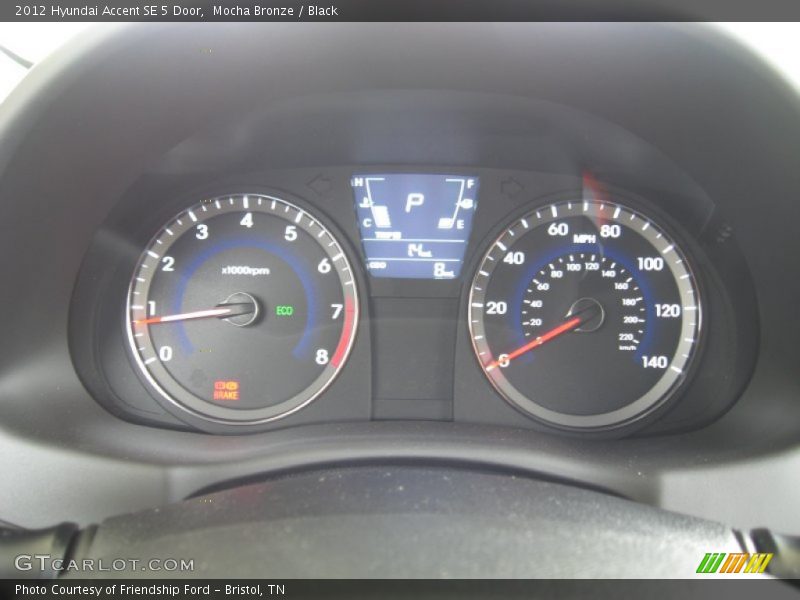 Mocha Bronze / Black 2012 Hyundai Accent SE 5 Door