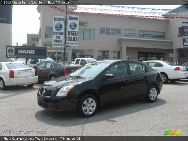 Super Black / Charcoal 2009 Nissan Sentra 2.0