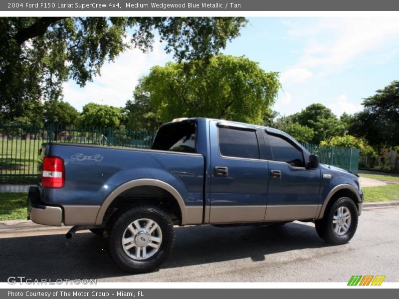 Medium Wedgewood Blue Metallic / Tan 2004 Ford F150 Lariat SuperCrew 4x4