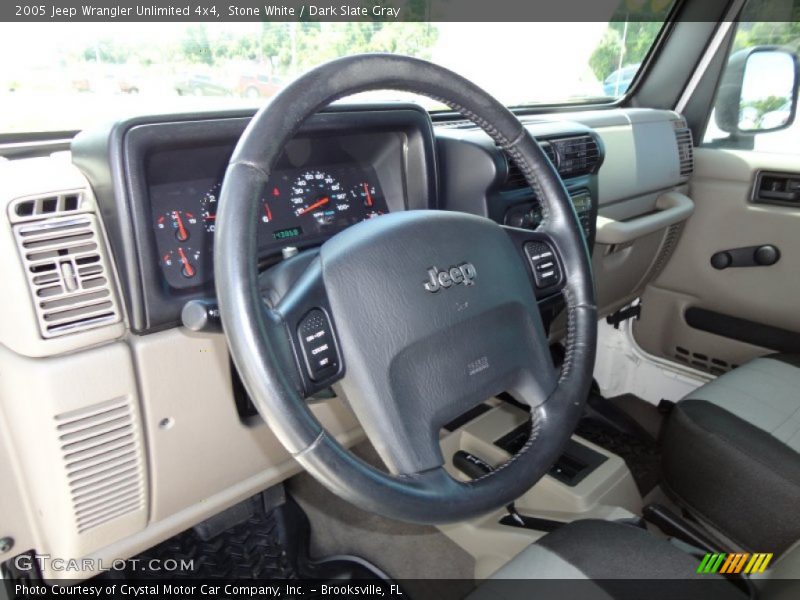 Stone White / Dark Slate Gray 2005 Jeep Wrangler Unlimited 4x4