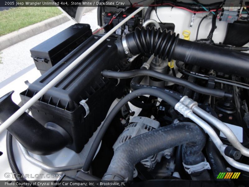 Stone White / Dark Slate Gray 2005 Jeep Wrangler Unlimited 4x4