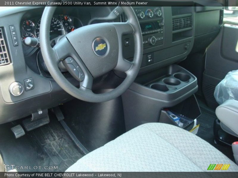 Summit White / Medium Pewter 2011 Chevrolet Express Cutaway 3500 Utility Van