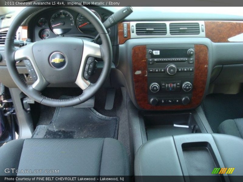 Dashboard of 2011 Avalanche LS 4x4