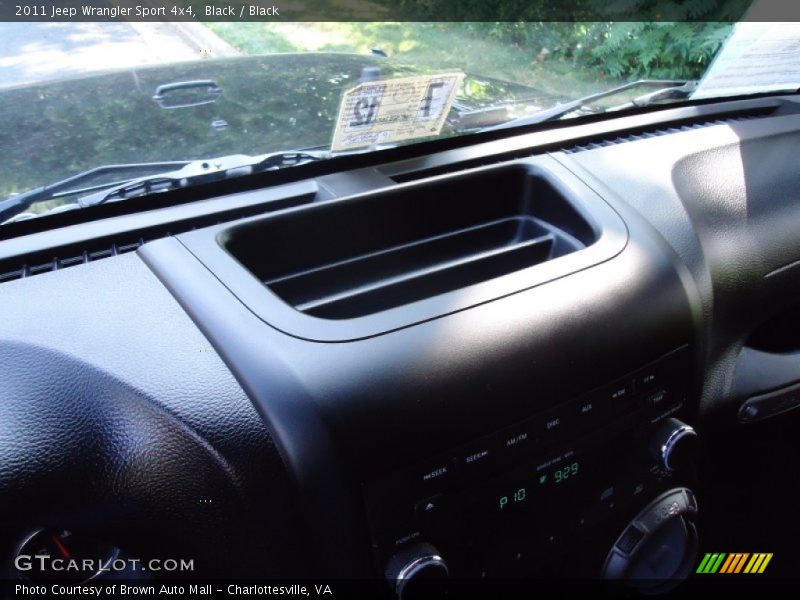 Black / Black 2011 Jeep Wrangler Sport 4x4