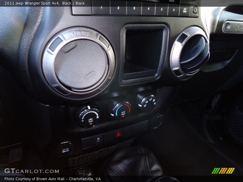 Black / Black 2011 Jeep Wrangler Sport 4x4