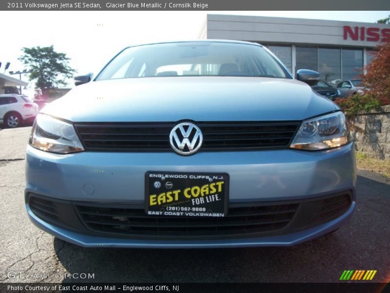 Glacier Blue Metallic / Cornsilk Beige 2011 Volkswagen Jetta SE Sedan