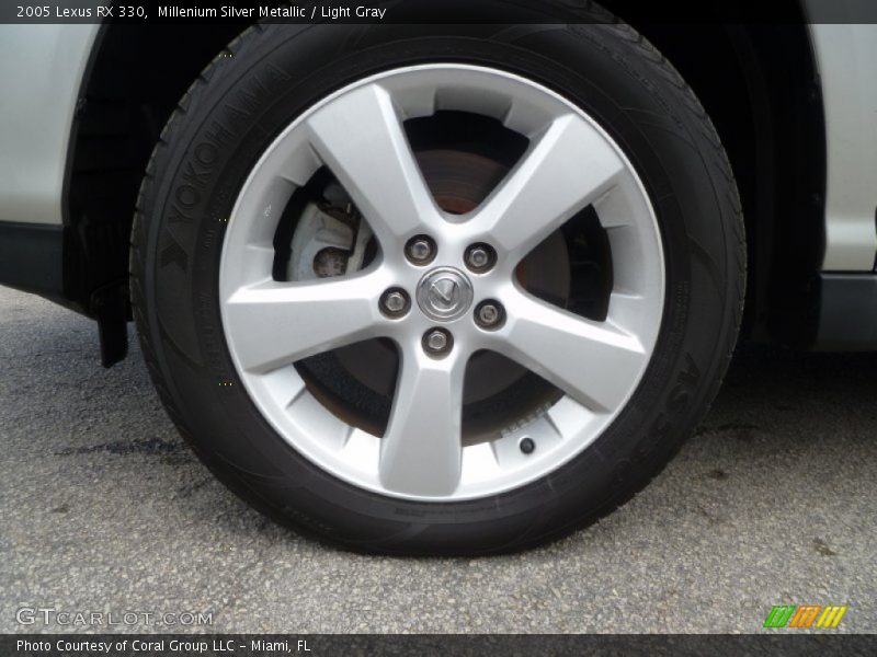 Millenium Silver Metallic / Light Gray 2005 Lexus RX 330