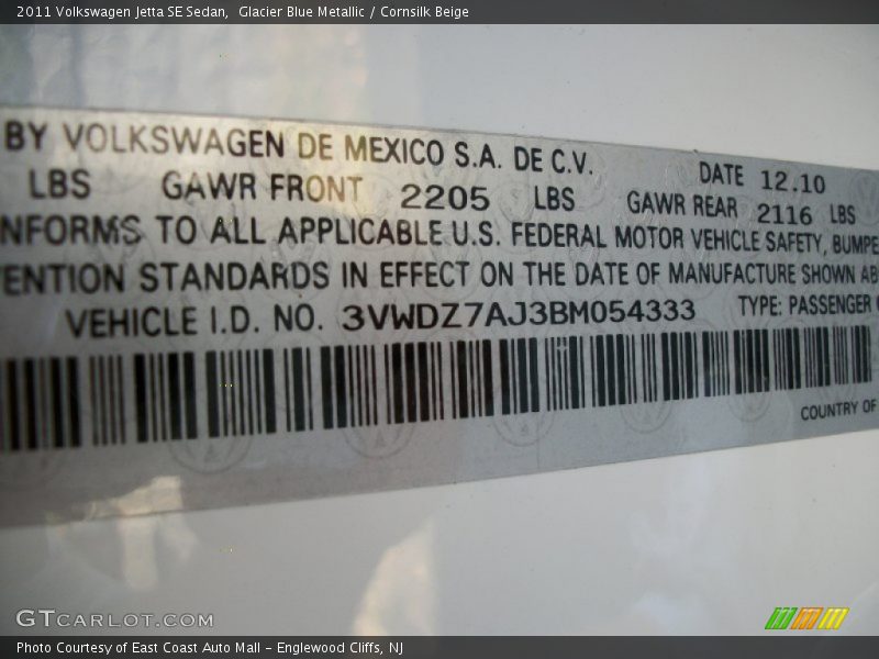 Glacier Blue Metallic / Cornsilk Beige 2011 Volkswagen Jetta SE Sedan