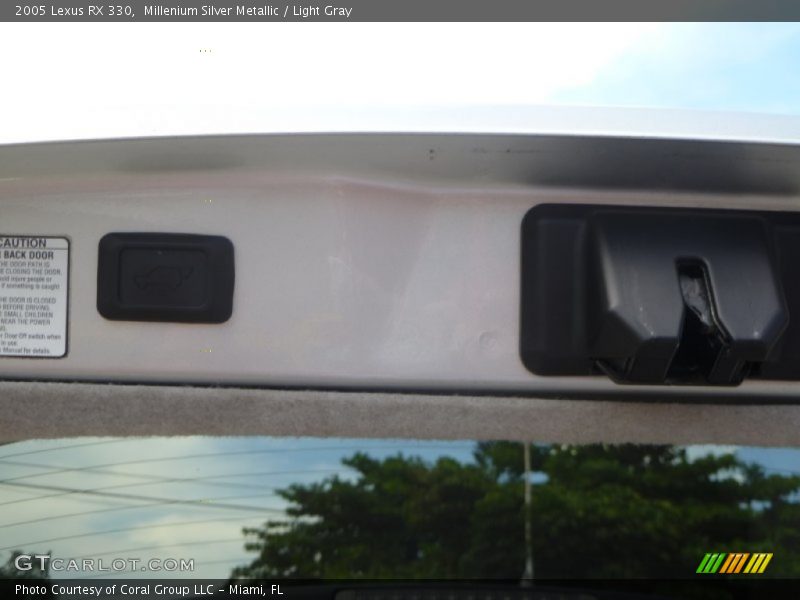 Millenium Silver Metallic / Light Gray 2005 Lexus RX 330