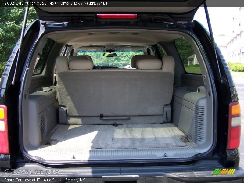 Onyx Black / Neutral/Shale 2002 GMC Yukon XL SLT 4x4