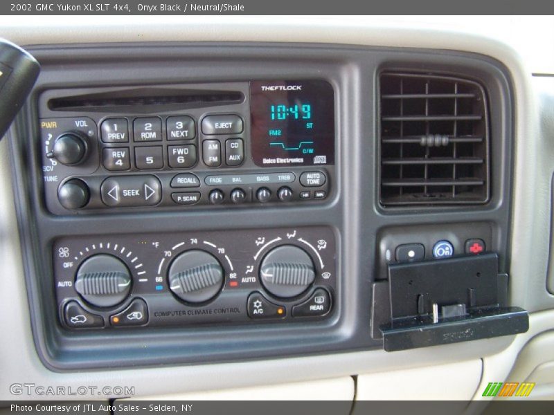Onyx Black / Neutral/Shale 2002 GMC Yukon XL SLT 4x4