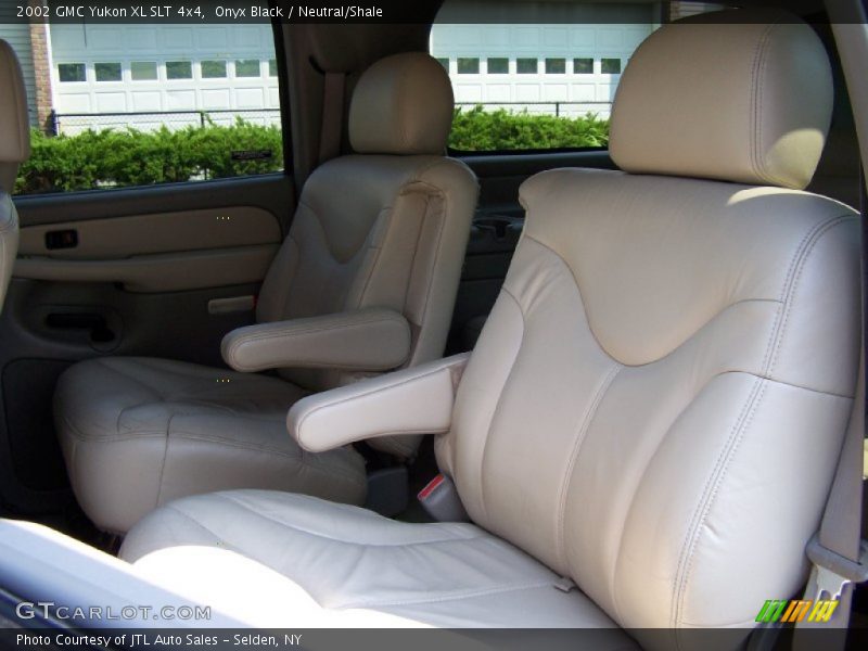 Onyx Black / Neutral/Shale 2002 GMC Yukon XL SLT 4x4