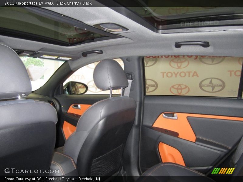 Black Cherry / Black 2011 Kia Sportage EX AWD