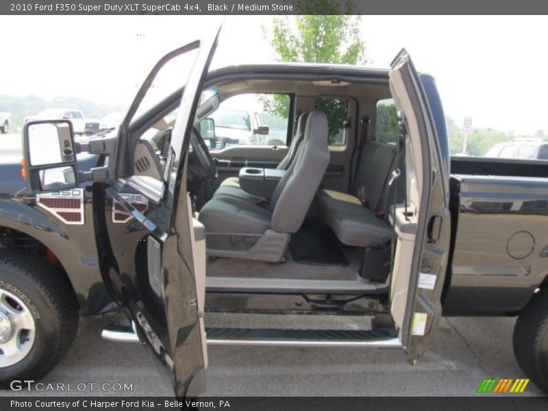 2010 F350 Super Duty XLT SuperCab 4x4 Medium Stone Interior