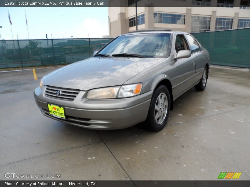Antique Sage Pearl / Oak 1999 Toyota Camry XLE V6