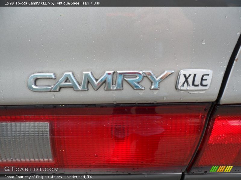  1999 Camry XLE V6 Logo