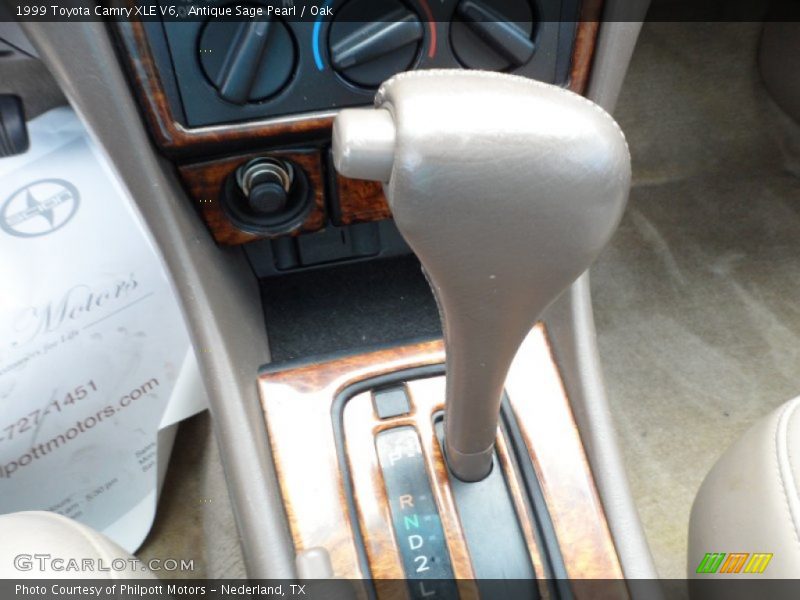Antique Sage Pearl / Oak 1999 Toyota Camry XLE V6