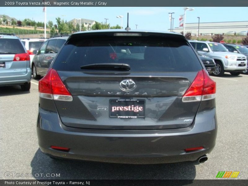 Magnetic Gray Metallic / Gray 2009 Toyota Venza AWD