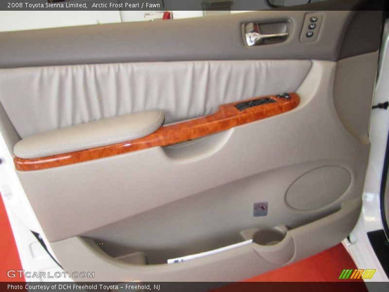 Arctic Frost Pearl / Fawn 2008 Toyota Sienna Limited