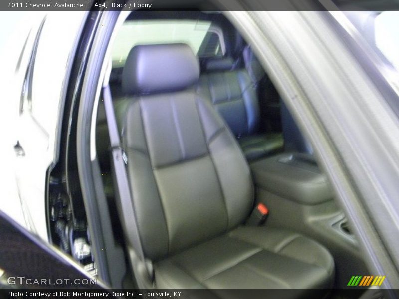 Black / Ebony 2011 Chevrolet Avalanche LT 4x4