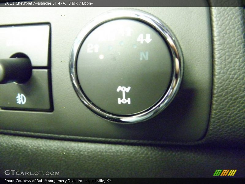Black / Ebony 2011 Chevrolet Avalanche LT 4x4