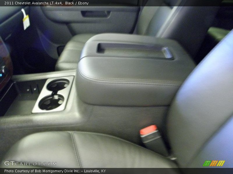Black / Ebony 2011 Chevrolet Avalanche LT 4x4