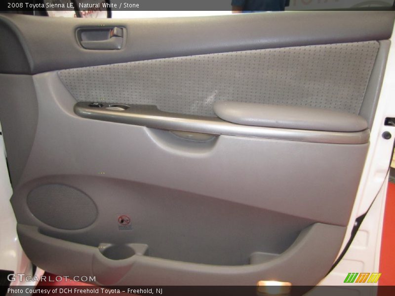 Natural White / Stone 2008 Toyota Sienna LE