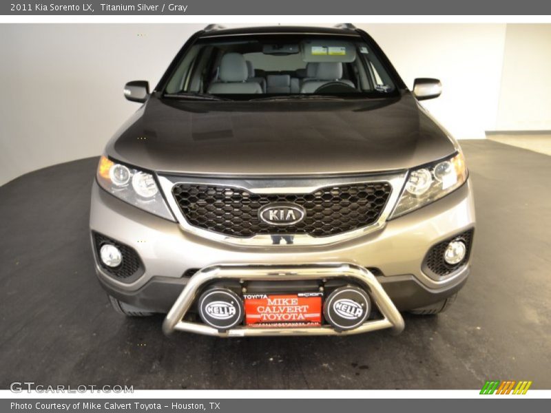 Titanium Silver / Gray 2011 Kia Sorento LX