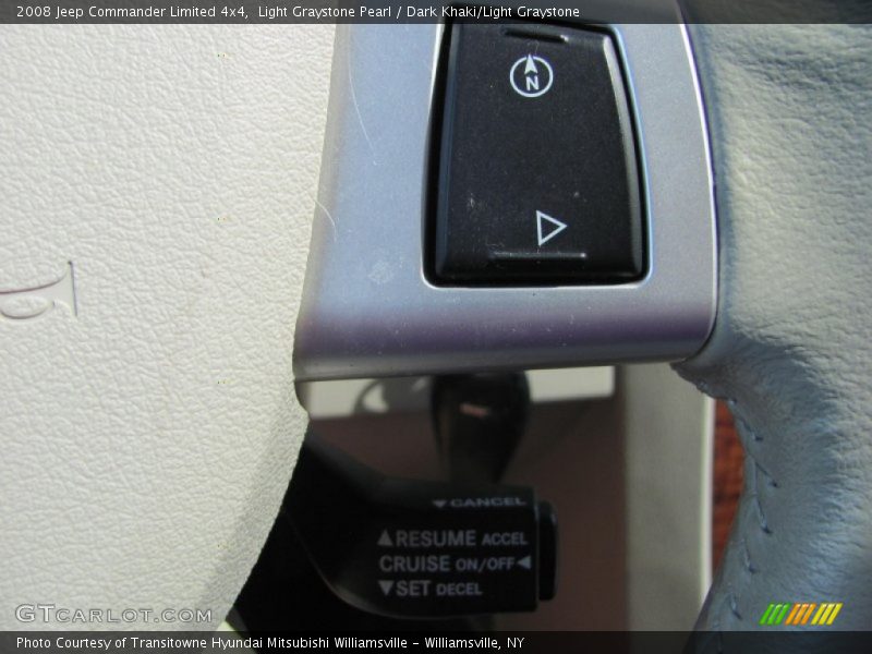 Light Graystone Pearl / Dark Khaki/Light Graystone 2008 Jeep Commander Limited 4x4