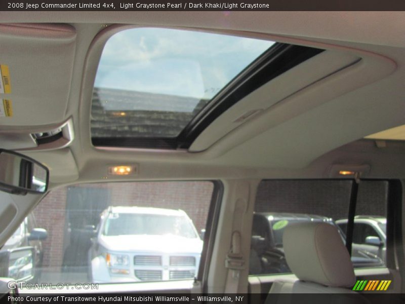 Light Graystone Pearl / Dark Khaki/Light Graystone 2008 Jeep Commander Limited 4x4