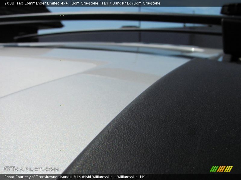 Light Graystone Pearl / Dark Khaki/Light Graystone 2008 Jeep Commander Limited 4x4