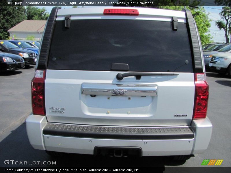 Light Graystone Pearl / Dark Khaki/Light Graystone 2008 Jeep Commander Limited 4x4