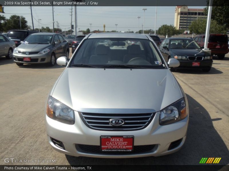 Bright Silver Metallic / Gray 2009 Kia Spectra EX Sedan