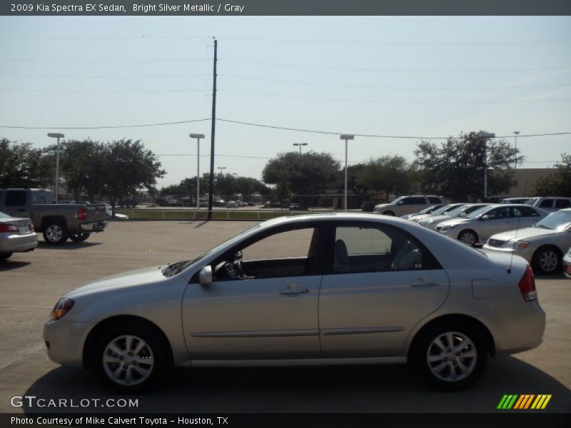Bright Silver Metallic / Gray 2009 Kia Spectra EX Sedan